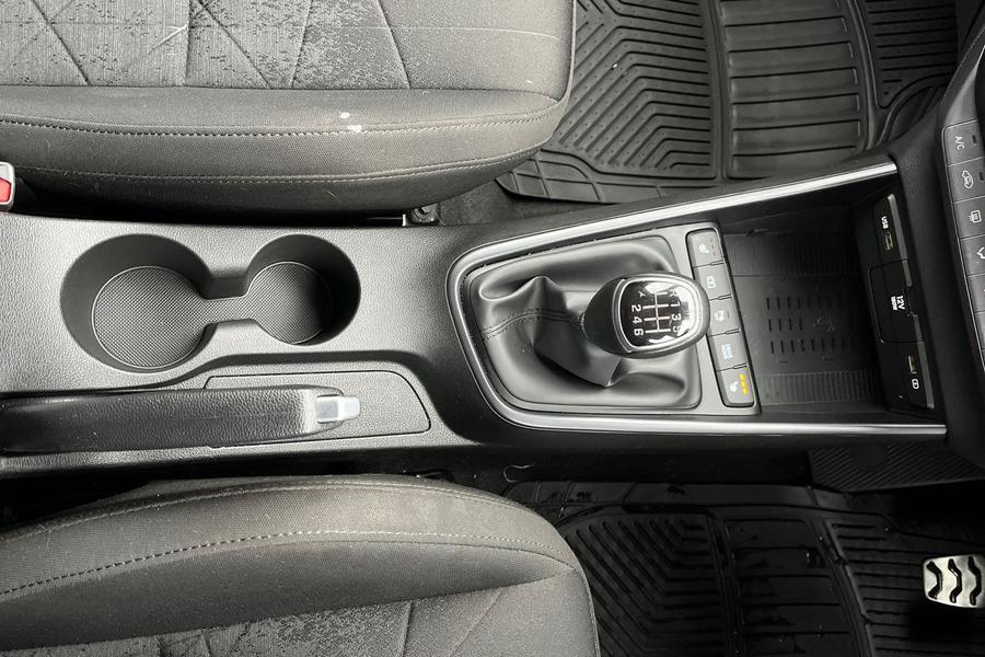 Hyundai BAYON Photo autoimg-cf84510843723dbaa461ae5a312eec543f471490.jpg
