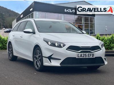 Used 2025 Kia CEED 1.5 T-GDi 3 Sportswagon 5dr Petrol DCT Euro 6 (s/s) (138 bhp) White at Gravells