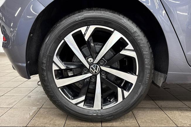 VOLKSWAGEN Polo Photo 5
