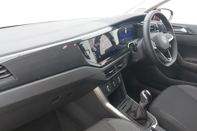 VOLKSWAGEN Polo Photo 2