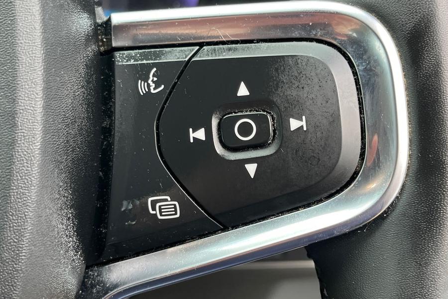 Volvo XC40 Photo autoimg-cf91d09b68542d831b4fb5d8326135dd1f906c41.jpg