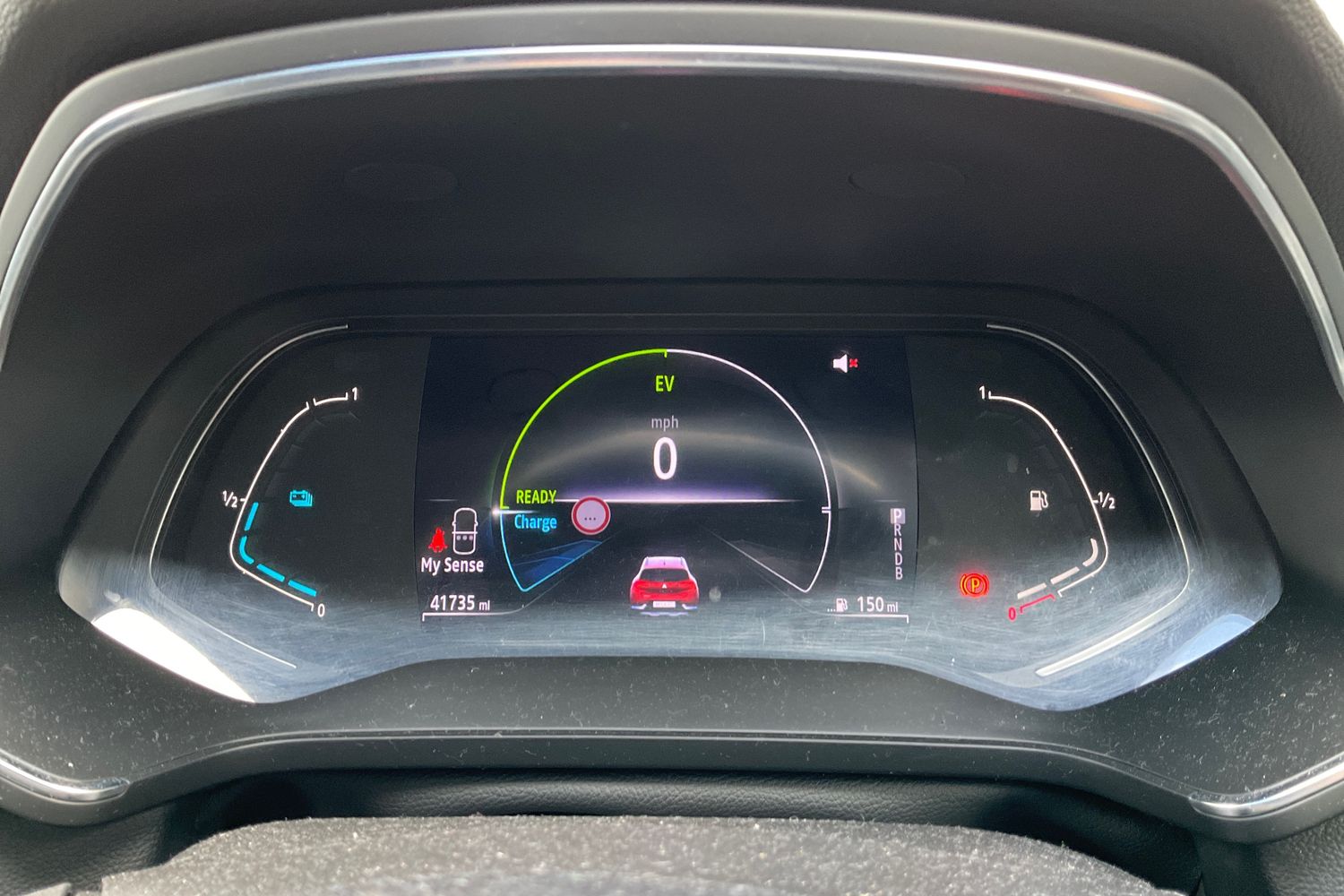 Renault CAPTUR Photo 12