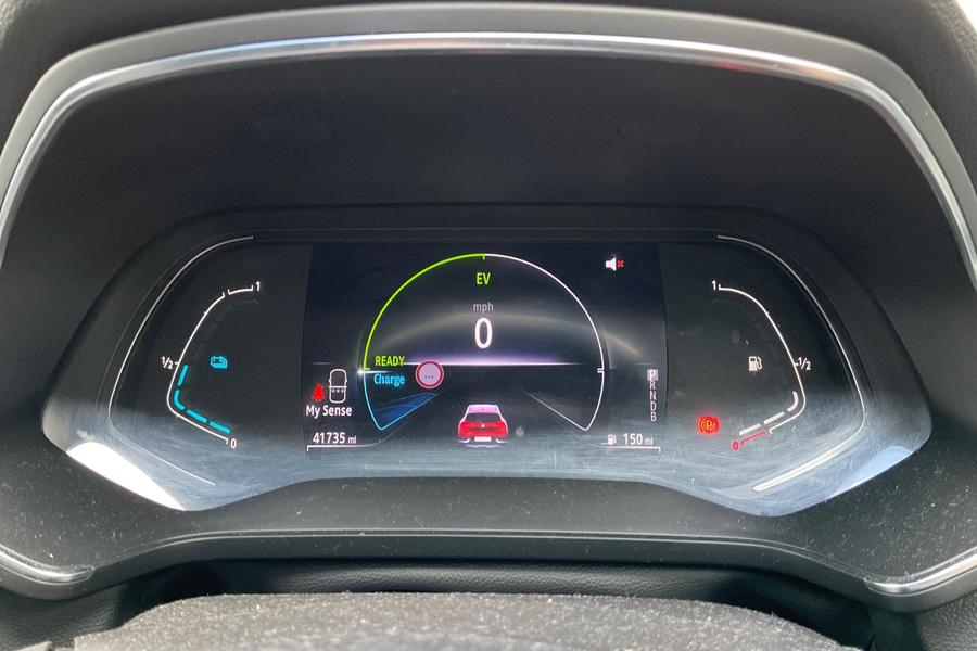 Renault CAPTUR Photo autoimg-cf93435bd310e4efafc54c2a55c07e8e2b25a5d1.jpg