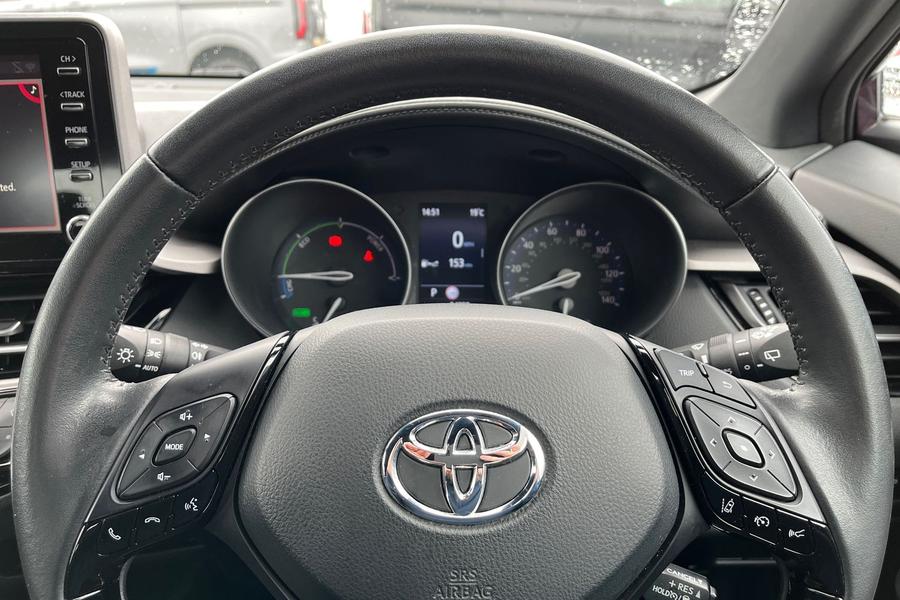 Toyota C-HR Photo autoimg-cf944979e16d1d184181cb867257e9a879a834fe.jpg
