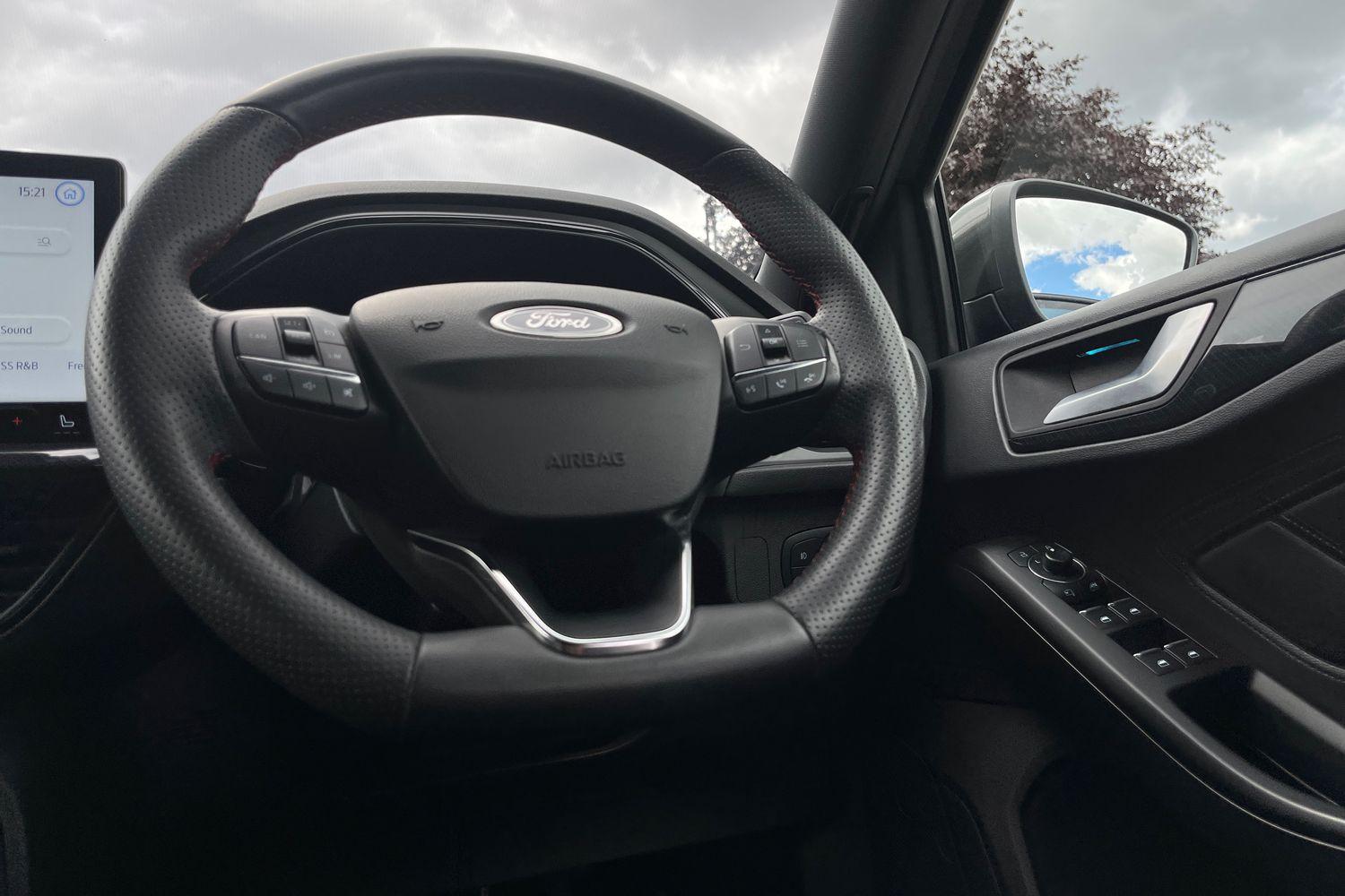 Ford FOCUS Photo 11