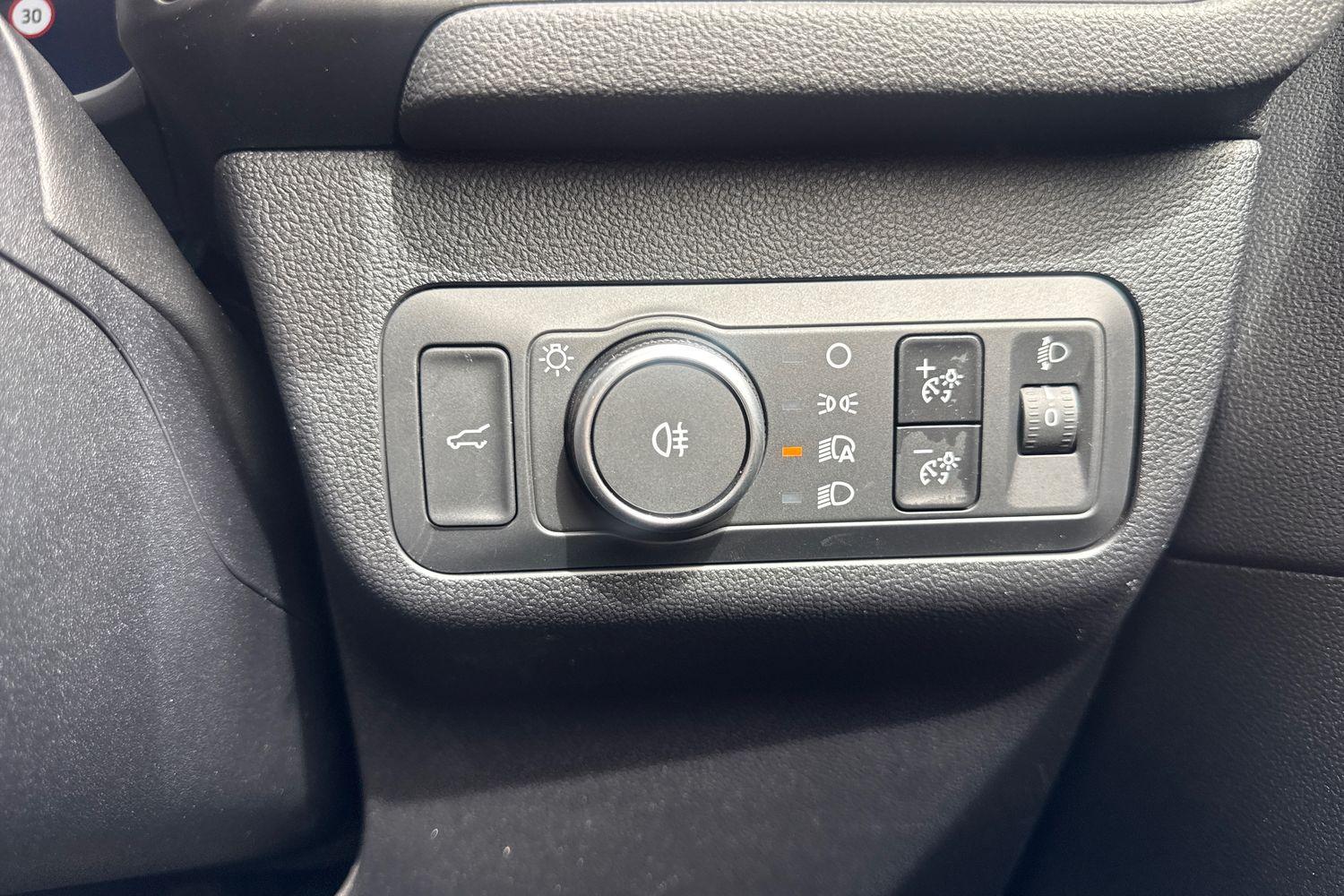 Ford KUGA Photo 33