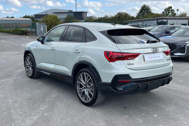 Audi Q3 Photo 26
