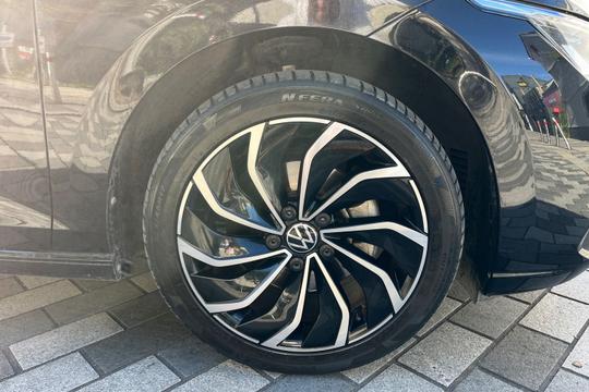 Volkswagen Golf Photo autoimg-cfa5c1bd640fe38b5985778fec5df9c59b7b93a8.jpg