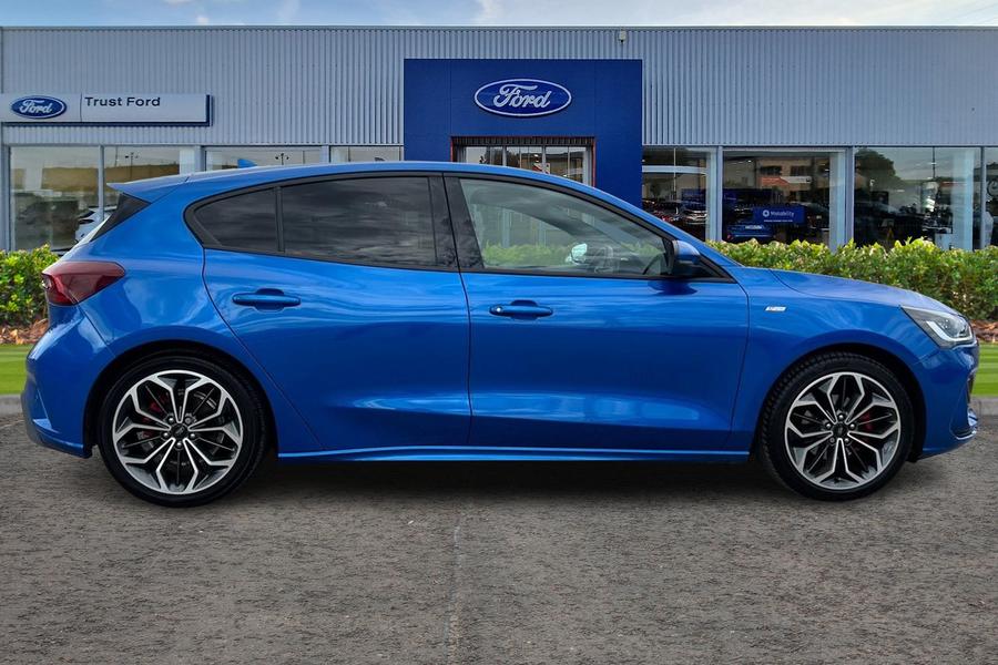 Ford FOCUS Photo autoimg-cfa5f154c4d368a59ea0241c0daf1add8fbf4b22.jpg