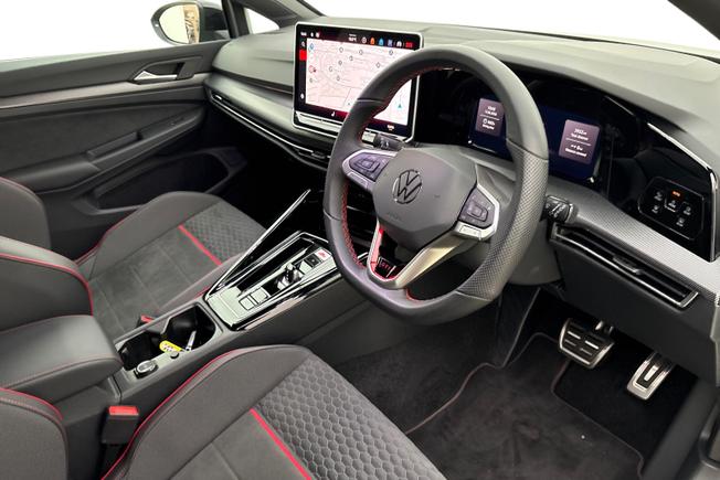 VOLKSWAGEN Golf Photo 6