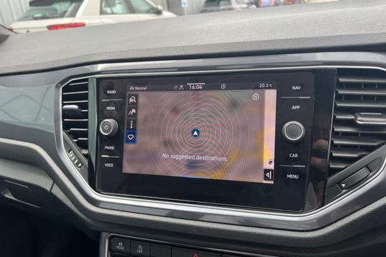 Volkswagen T-ROC R-LINE Photo autoimg-cfaf879066d8f81a4096265b0765547444b23957.jpg