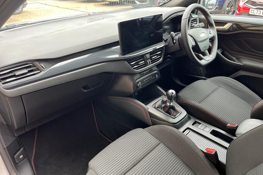 Ford Focus Photo autoimg-cfaf89d80c21bd0d70dcde7cae8f6b7ae1286fd7.jpg