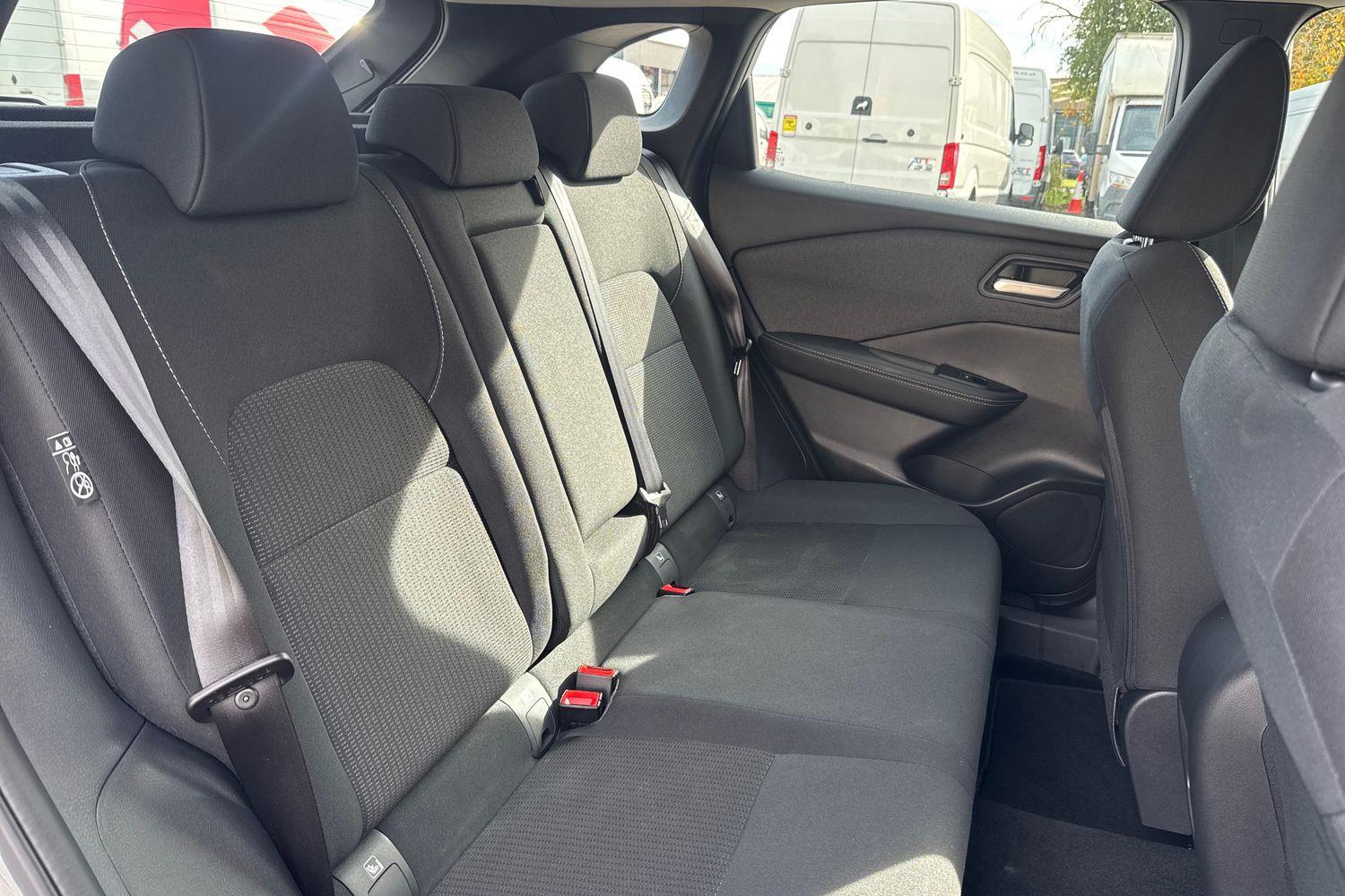 Nissan QASHQAI Photo 19