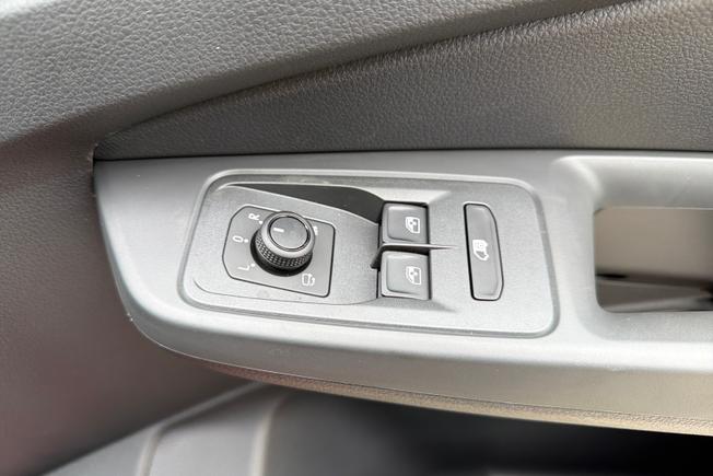 VOLKSWAGEN Caddy Maxi Photo 36