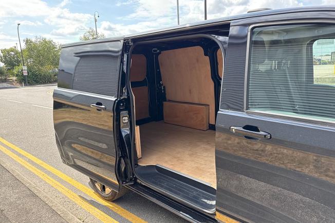 VOLKSWAGEN Transporter Photo 23