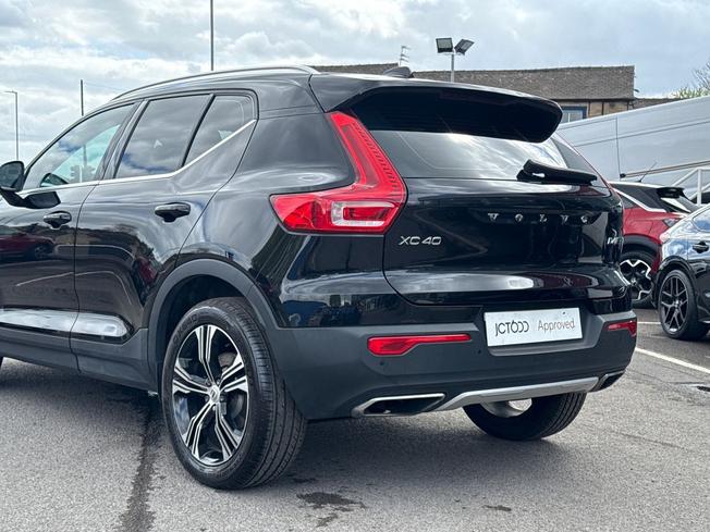VOLVO Xc40 Photo 37