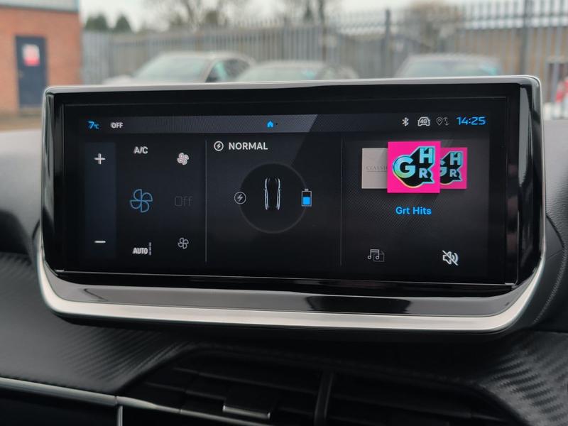 Used Peugeot E-208 NU74LXF 21