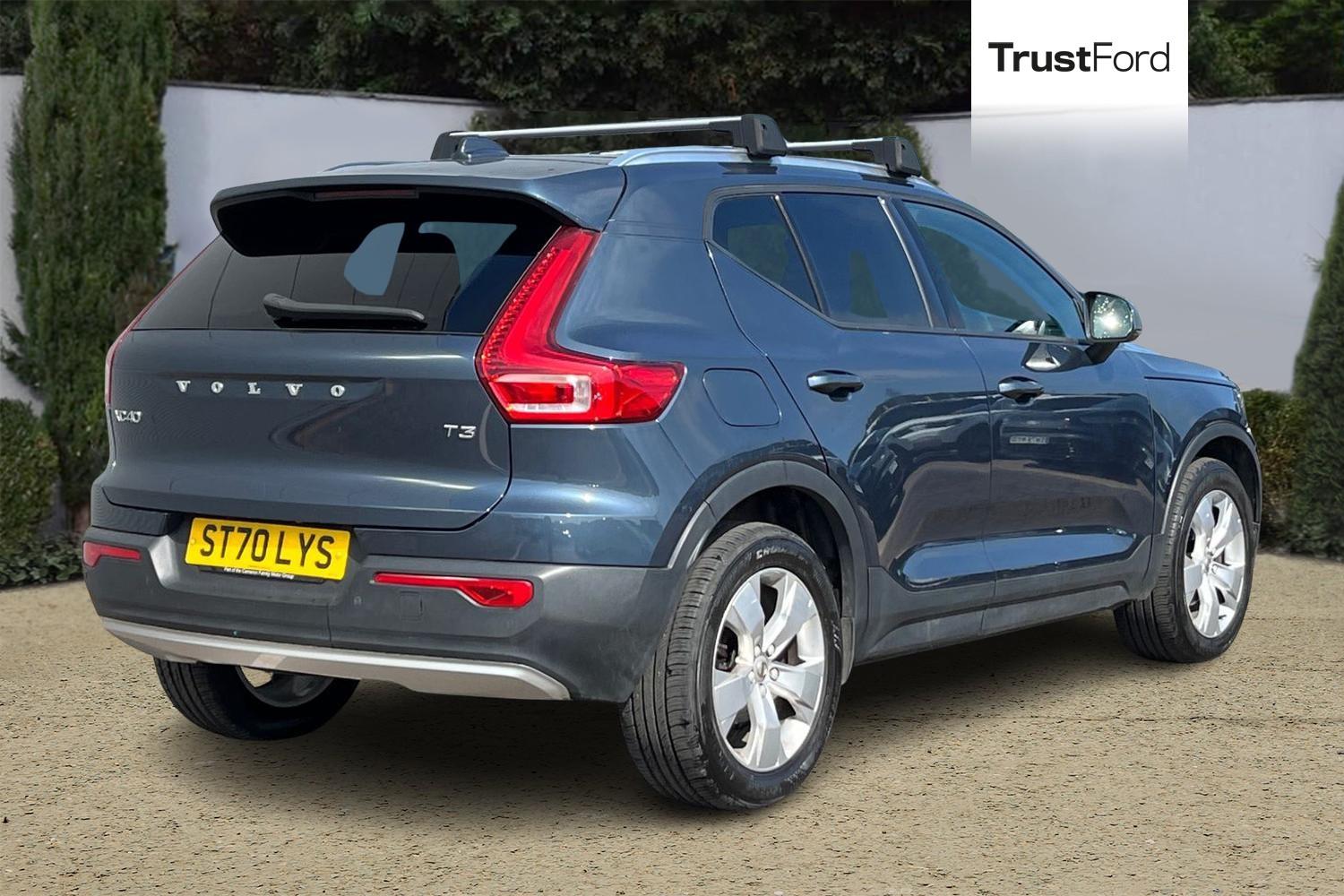 Volvo XC40 Photo 3