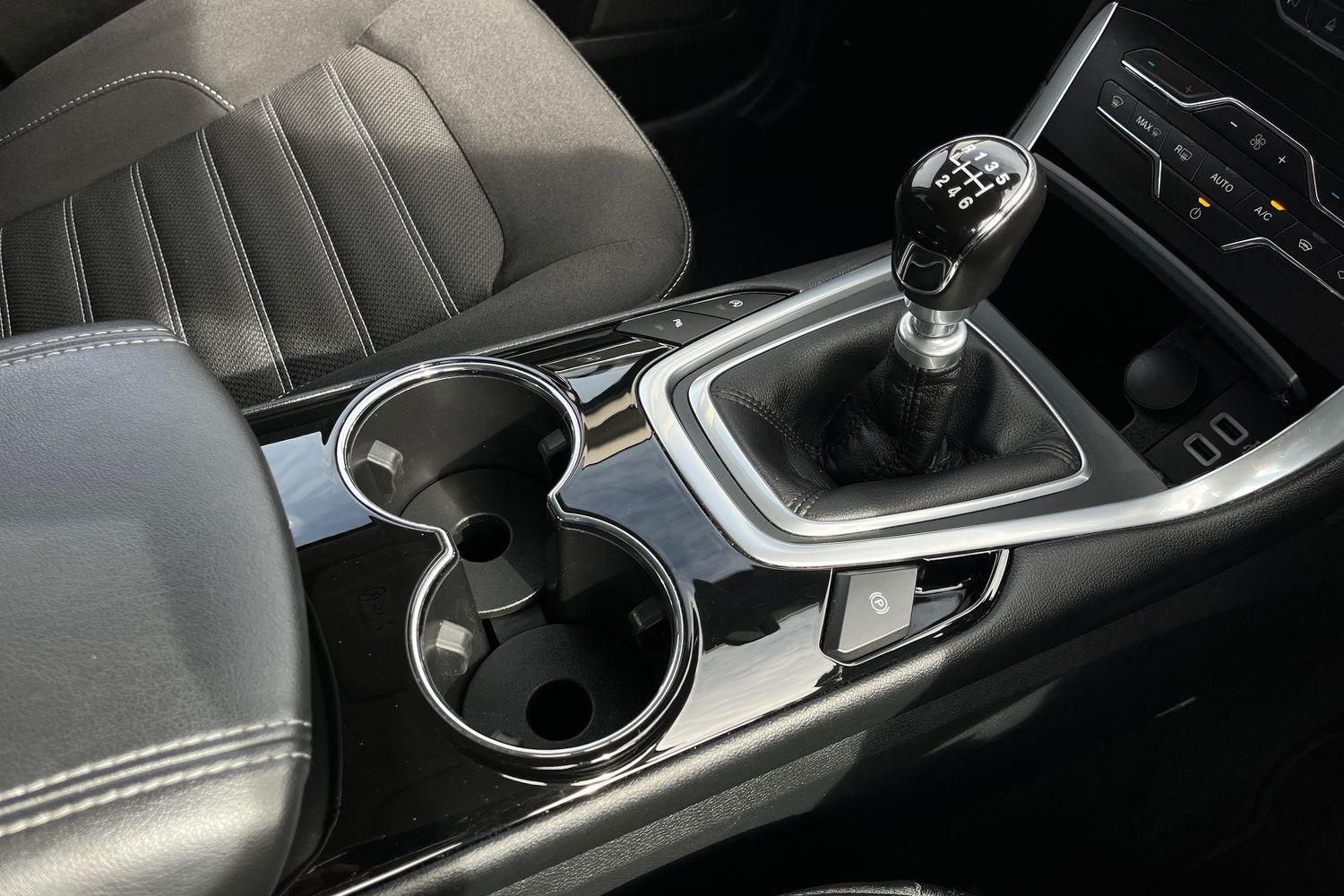 Ford GALAXY Photo 35