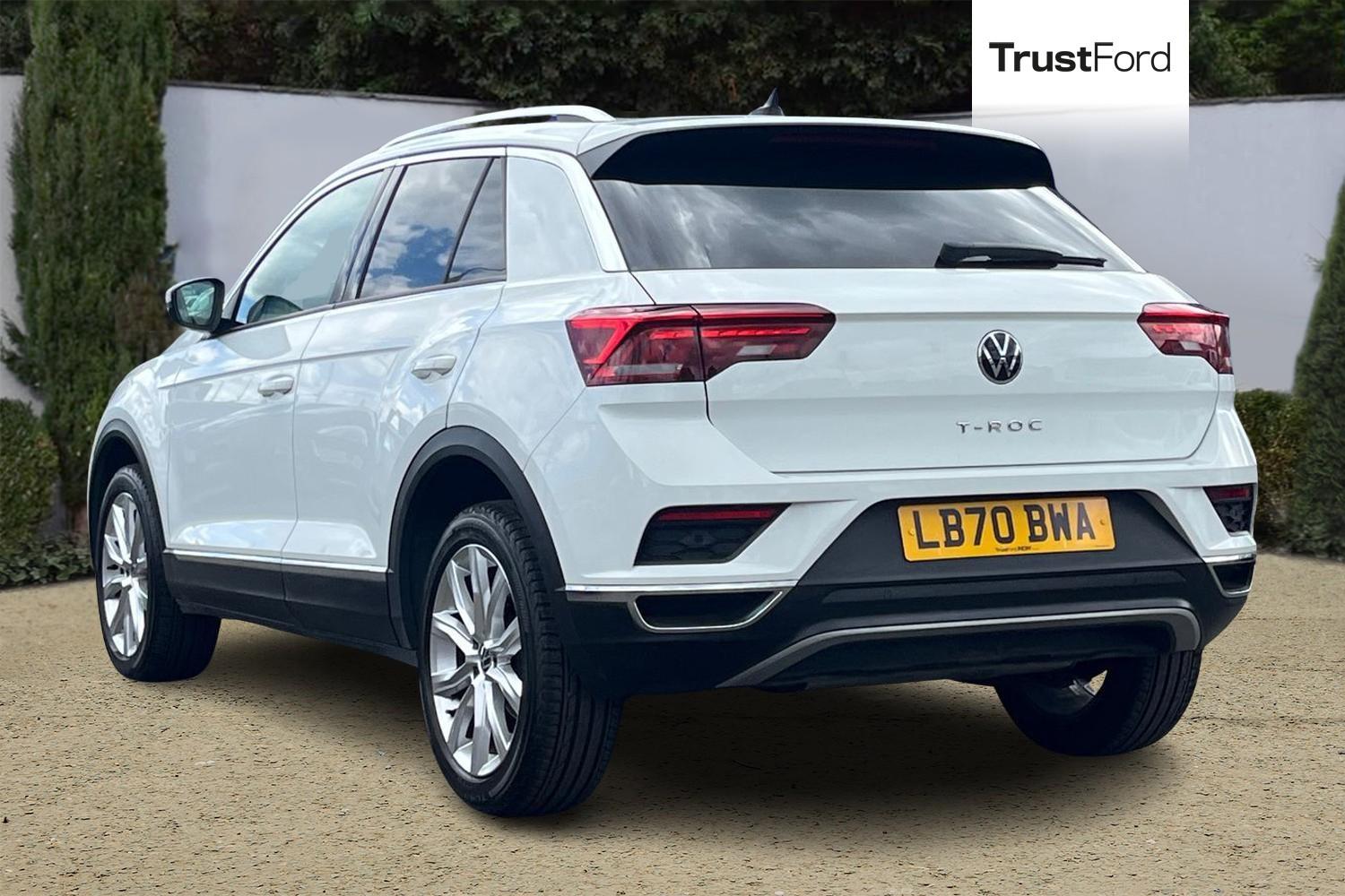 Volkswagen T-ROC Photo 1