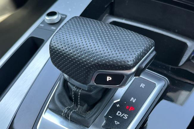 AUDI Q5 Photo 30