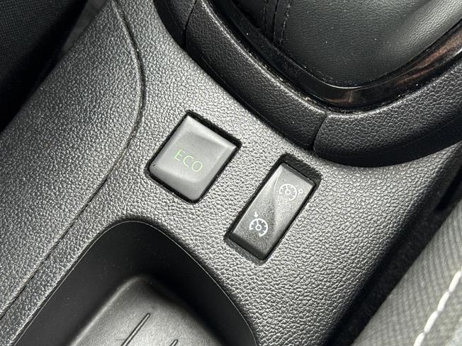 RENAULT Clio Photo 45