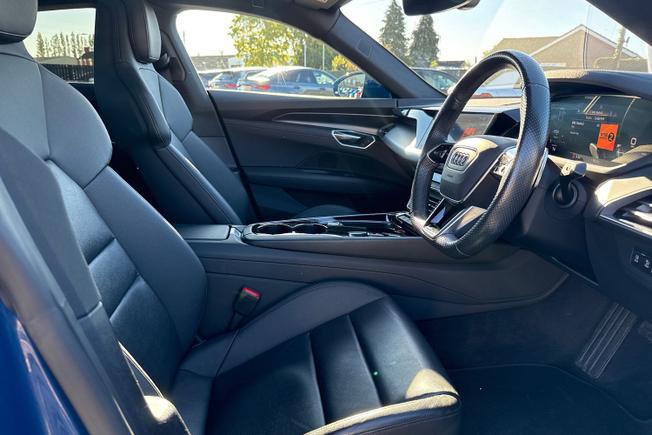 AUDI E-Tron Gt Photo 37