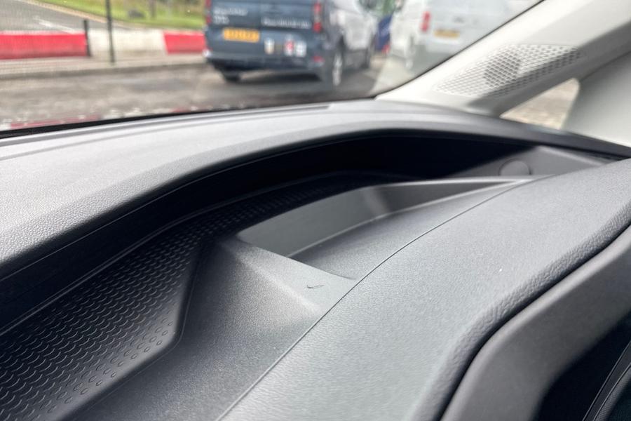 Ford TRANSIT CONNECT Photo autoimg-cfd43fd5fe91654213f9d6bf2e2aeac95390a728.jpg