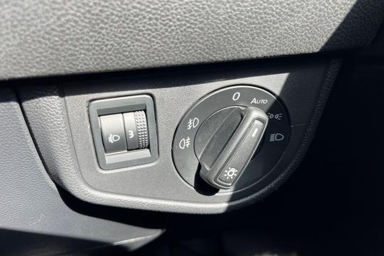 Volkswagen Polo Photo autoimg-cfd6efe9063d51b33c48ebac0ab153f67f7377c3.jpg