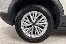 VOLKSWAGEN T-Roc Photo 5