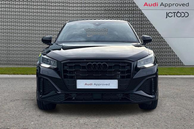 AUDI Q2 Photo 8