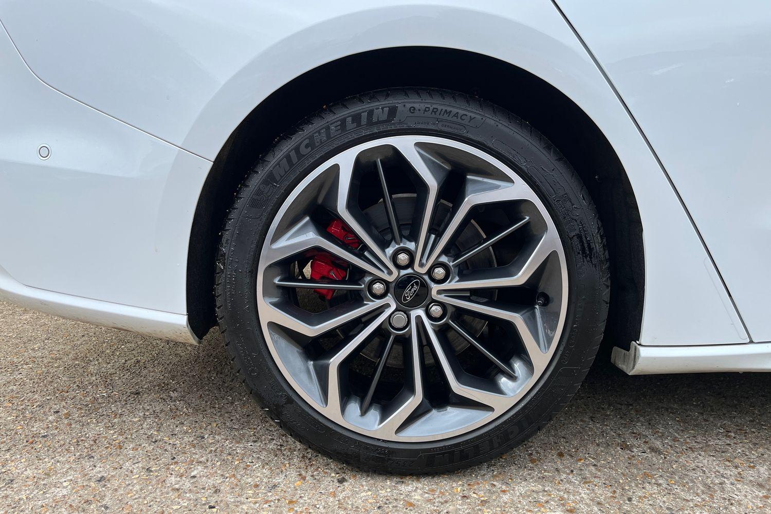 Ford Focus Photo 7