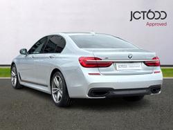 BMW 7 Series Photo 3