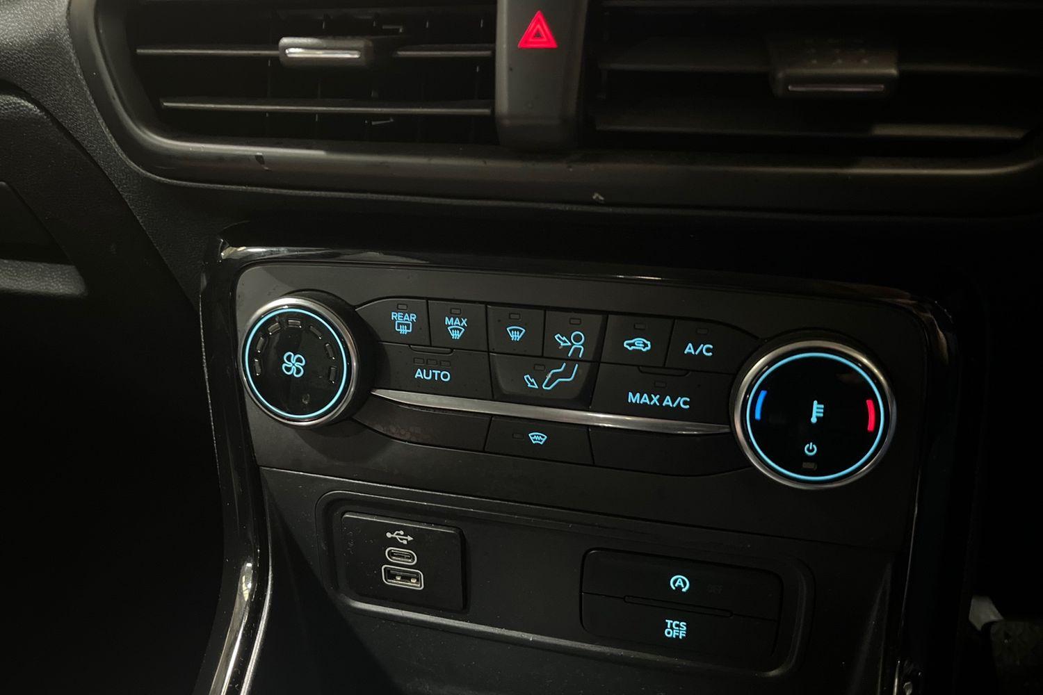 Ford ECOSPORT Photo 37