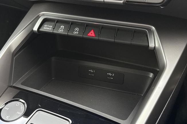 AUDI A3 Photo 39