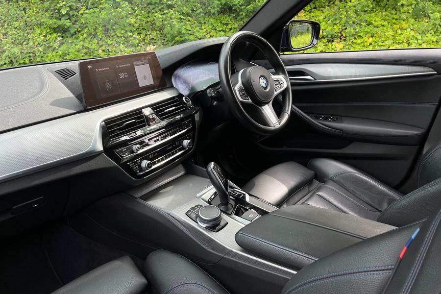 BMW 5 Series Photo autoimg-cfe71abe7ec42486fd8fb24804d81b4bc488237d.jpg