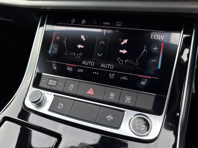AUDI Q7 Photo 39