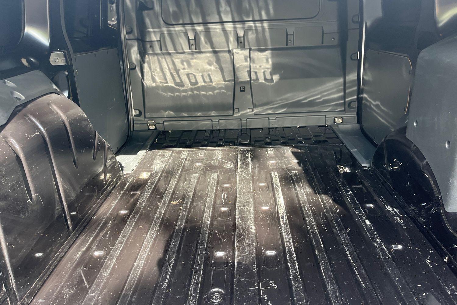 Ford TRANSIT CONNECT Photo 3