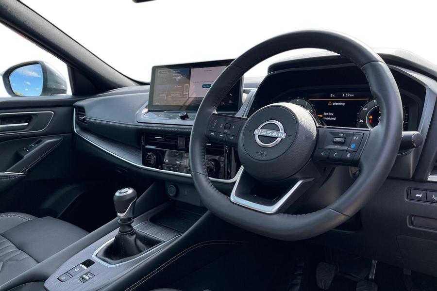 Nissan Qashqai Photo autoimg-cfedb44ee1e23a85fcab283a023a805af2397d99.jpg