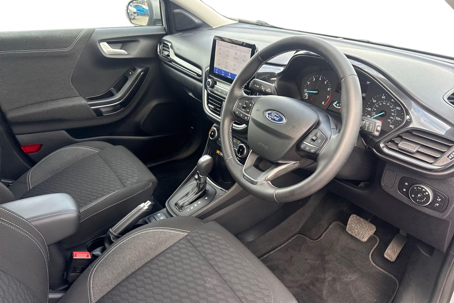 Ford PUMA Photo 8