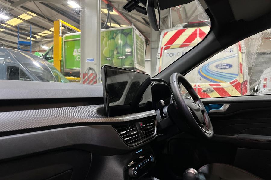 Ford KUGA Photo autoimg-cff86e93b5b159fa0ae5c5ad0e107b724cf70817.jpg