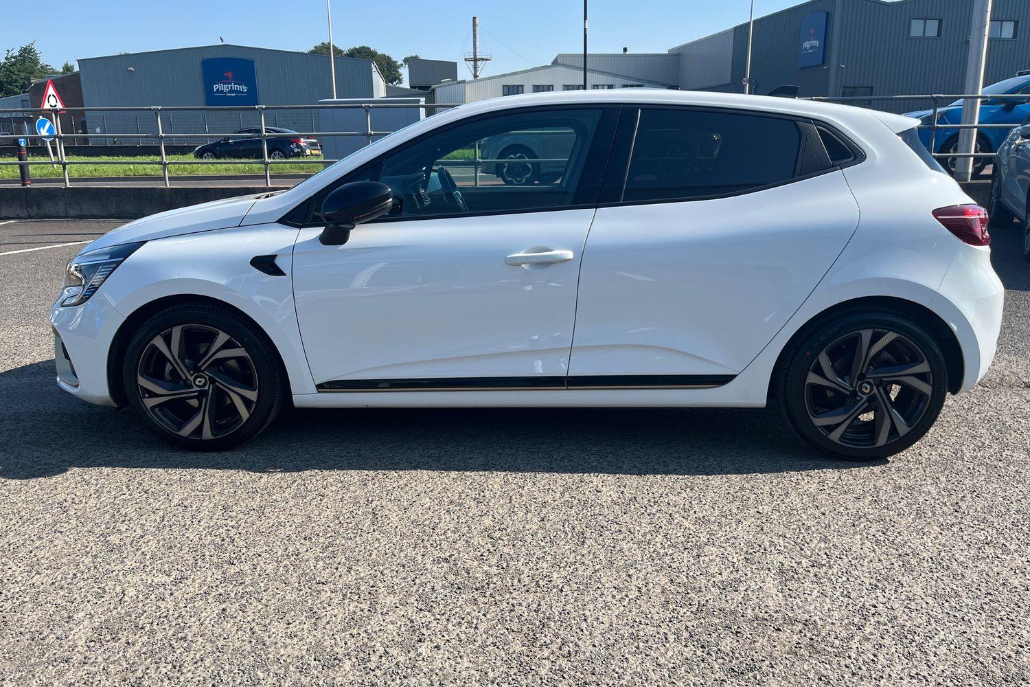 Renault CLIO Photo 39