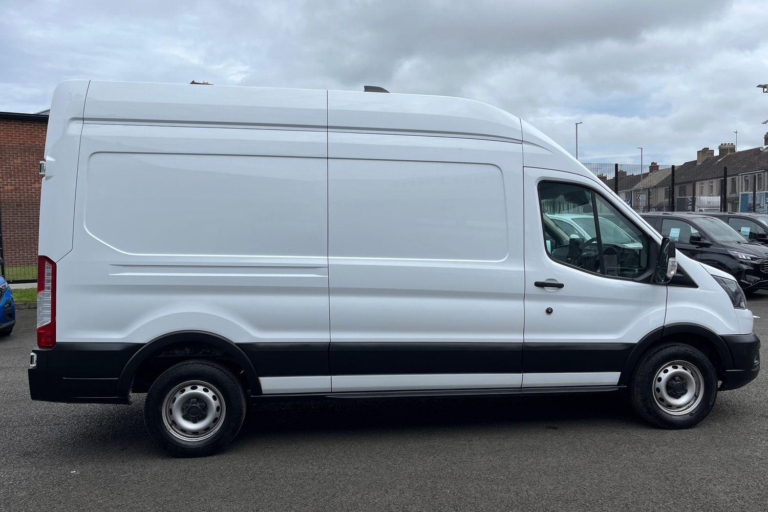 Ford TRANSIT Photo 17