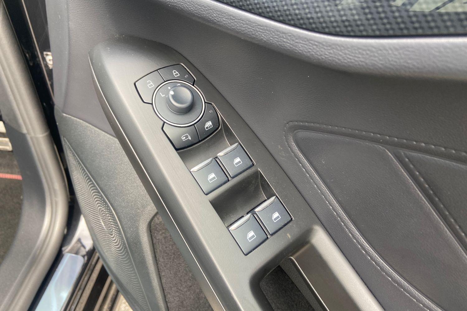 Ford FOCUS Photo 15