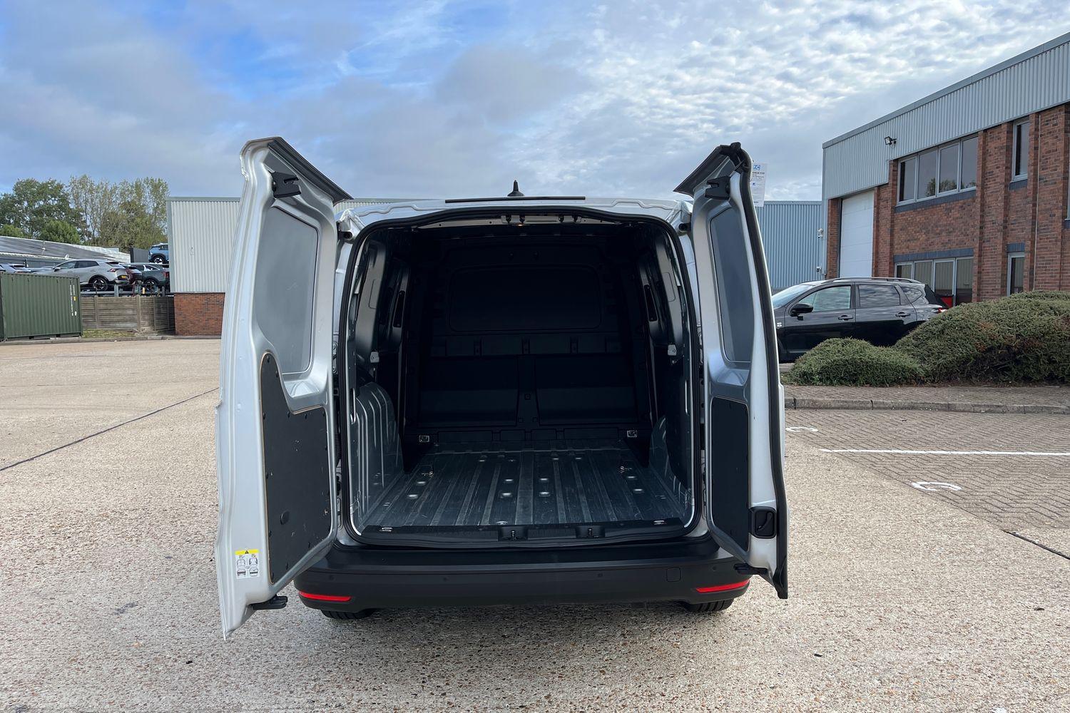 Ford TRANSIT CONNECT Photo 5