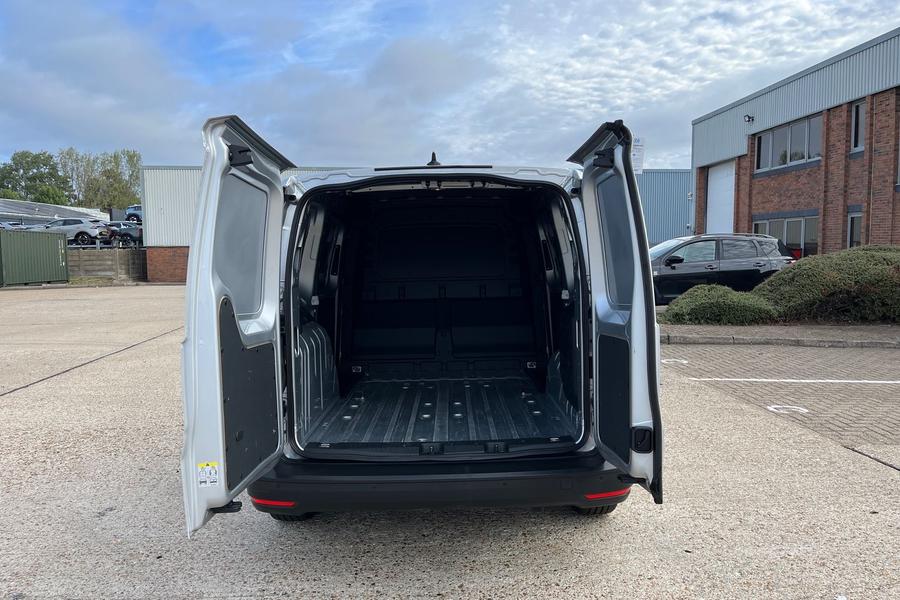 Ford TRANSIT CONNECT Photo autoimg-d002c07619eabf4efd1c38bc5bf7074a129b1aeb.jpg