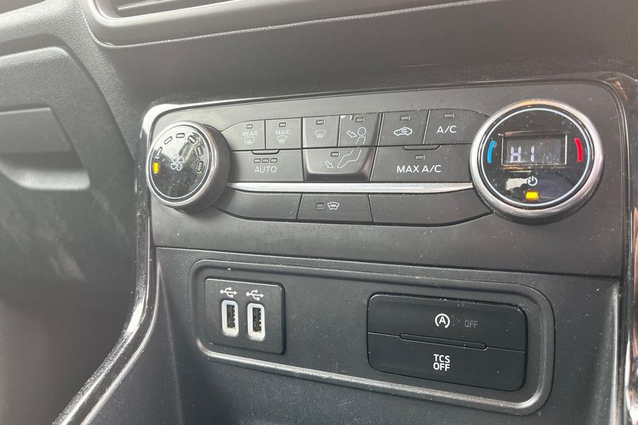 Ford ECOSPORT Photo autoimg-d0031d391506e50f6df16a61ac222b09633254a8.jpg