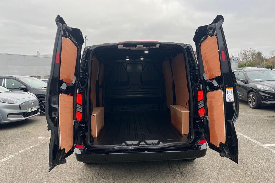 Used Ford TRANSIT CUSTOM 7