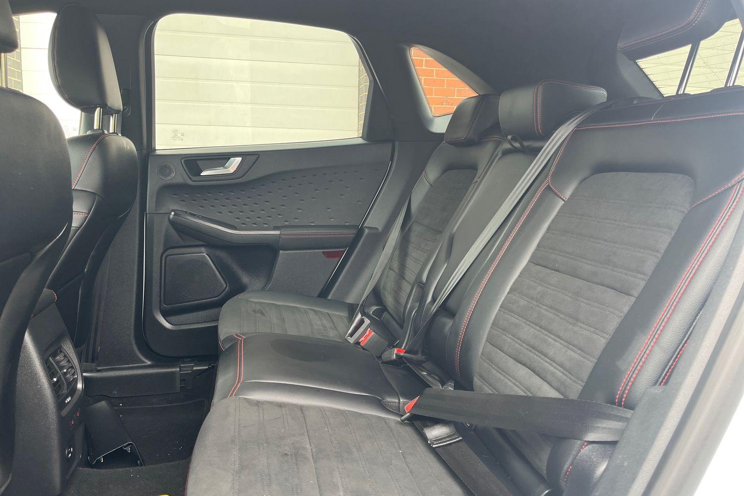 Ford KUGA Photo 19