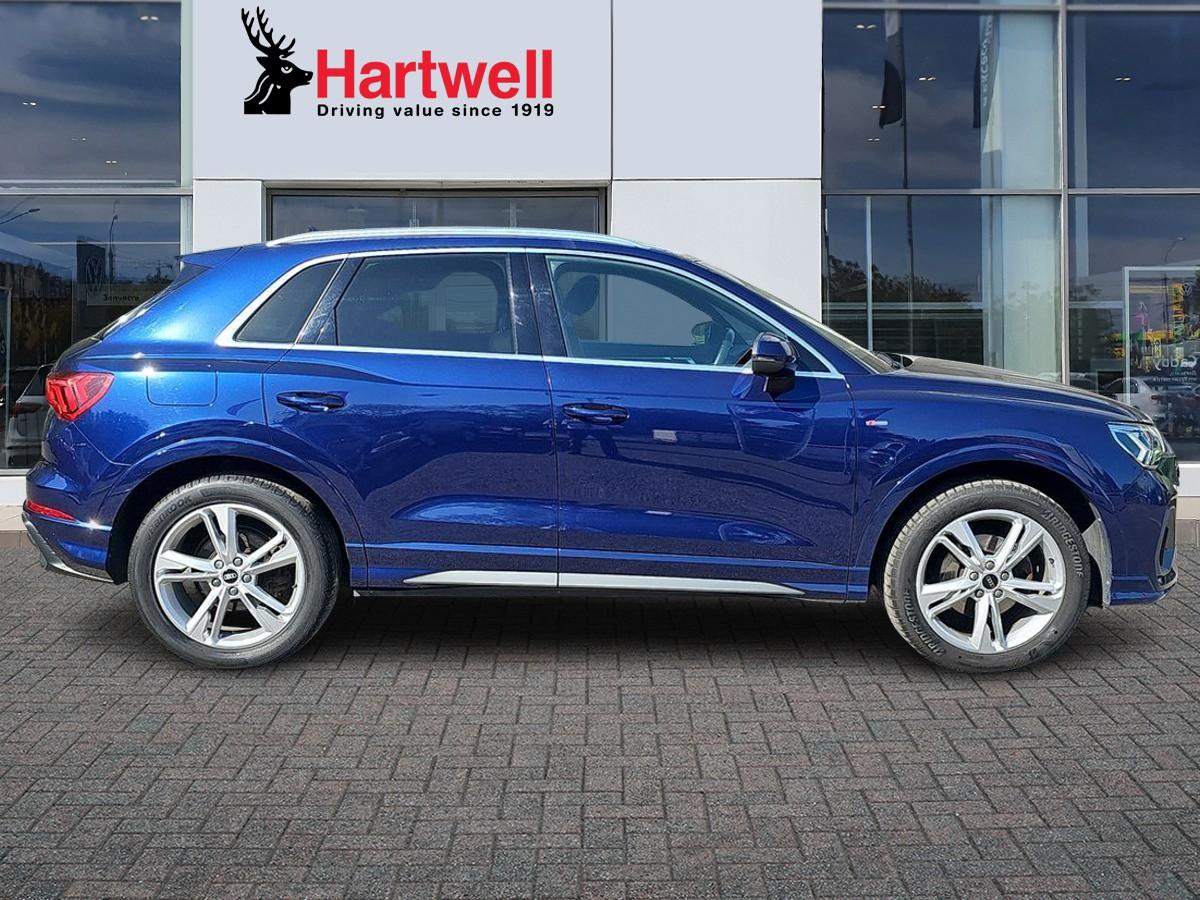 2021 Audi Q3 thumbnail 3